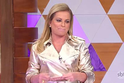 Christina rocha nos estúdios do casos de família - exibido em 25 de janeiro