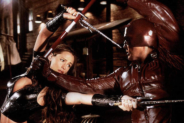 Trecho do filme Demolidor o Homem Sem Medo, exibido pelo SBT