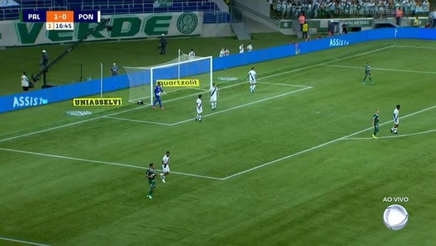 Trecho da partida entre palmeiras e ponte preta, transmissão pela record tv