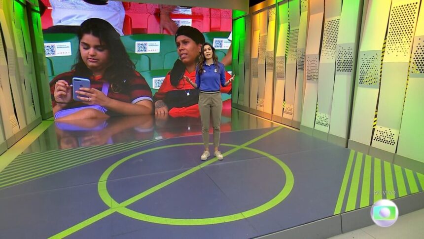 Renata Silveira nos estúdios de transmissão esportiva da TV Globo