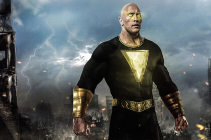 Dwayne Johnson em cena de Adão Negro