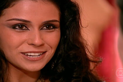 Giovanna antonelli (jade) em cena da novela o clone, capítulo exibido em 15 de março pela tv globo