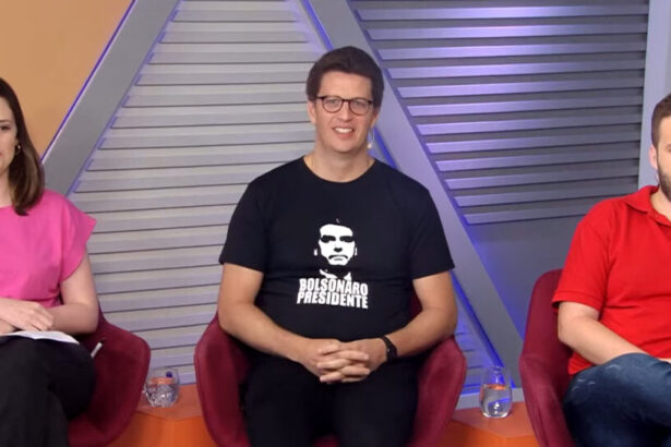 Zoe Martinez, Ricardo Salles (com a camisa Bolsonaro `Presidente) e Vinícius Moura nos estúdios do Morning Show