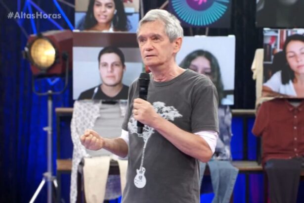 Serginho Groisman nos estúdios do Altas Horas, já no regime de gravação sem a presença de plateia no estúdio