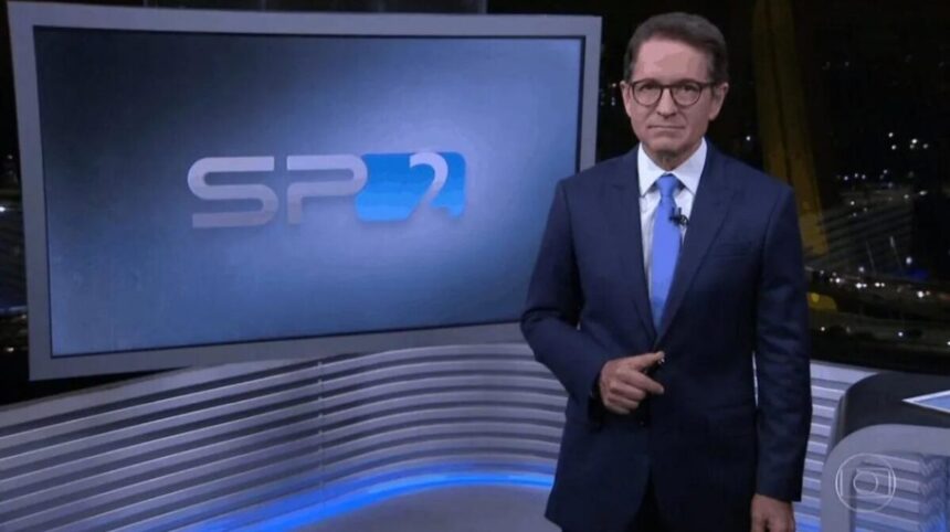 Carlos Tramontina nos estúdios do Jornal da Globo, em frente ao telão