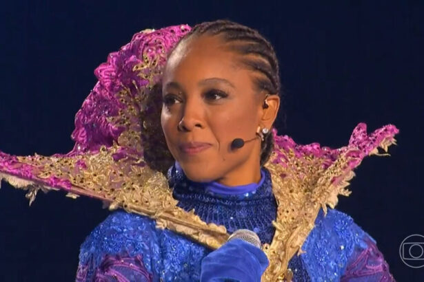 Negra Li após ser desmascarada como Pavão no The Masked Singer Brasil