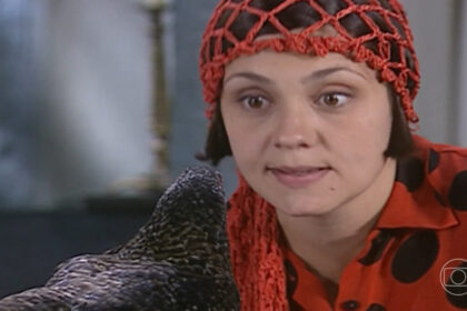 Catarina (adriana esteves) em cena da novela o cravo e a rosa - capítulo de 21 de abril