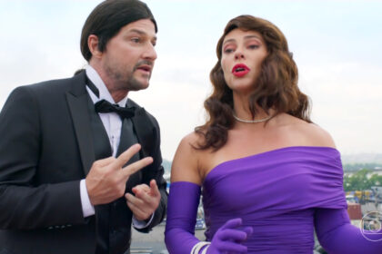 Moa (marcelo serrado) e pat (paolla oliveira) em trecho da novela cara e coragem