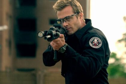 Trecho do filme S.W.A.T.: Comando Especial 2, exibido pela Record TV
