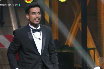 Matheus vestido de Gala para mais uma Prova dos Homens no Power Couple Brasil 6