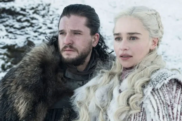 Personagens da série Game Of Thrones caracterizado durante gravação