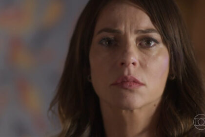 Paolla oliveira, como pat, em trecho da novela cara e coragem