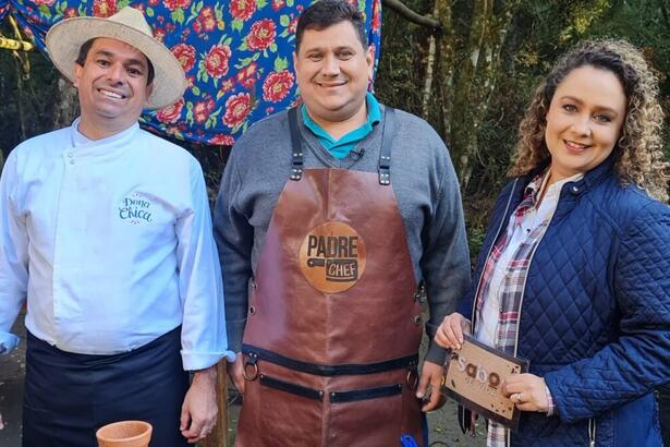 Padre Chef Evandro e Letícia Andrade durante gravação do Sabor de Vida, da TV Aparecida