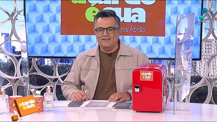 Vladimir Alves na bancada do A Tarde é Sua