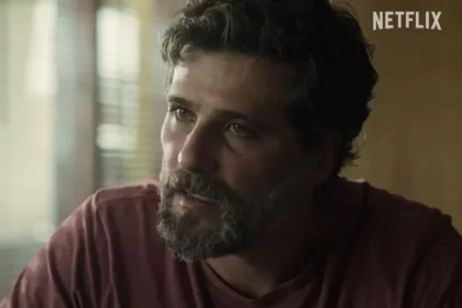 Bruno Gagliasso em cena de Santo