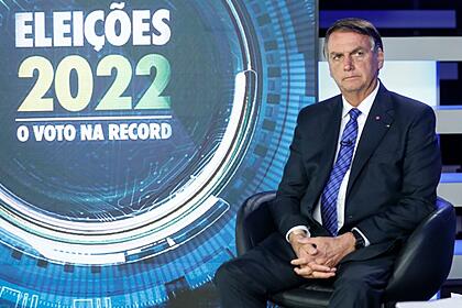 Bolsonaro no estúdio onde concedeu entrevista a record tv no jornal da record, apresentado por eduardo ribeiro