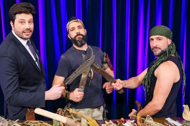 Luciano Tigre, Renê Murad e Danilo Gentili se divertem durante gravação do The Noite, do SBT