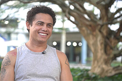 Silvero Pereira em trecho da entrevista sobre Pantanal no Globo Repórter