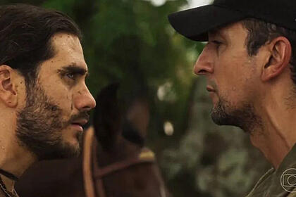 Gabriel Sater e Irandhir Santos