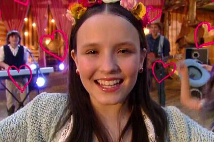 Larissa manoela em trecho da novela cúmplices de um resgate