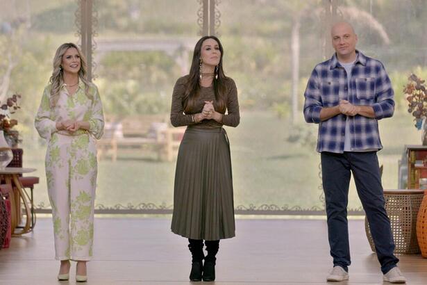 Apresentadora e jurados do Bake Off Brasil durante gravação do reality do SBT