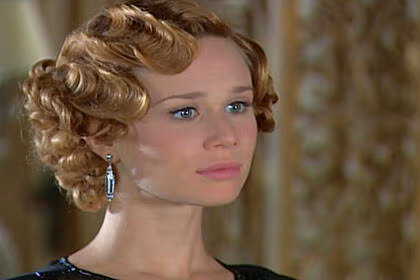 Atriz mariana ximenes, como ana francisca, em trecho da novela chocolate com pimenta