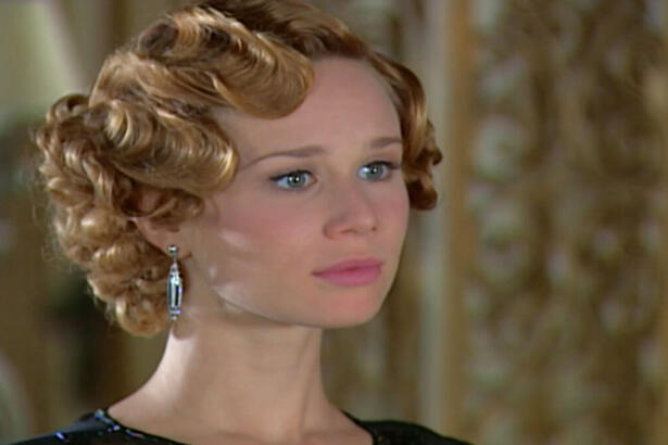 Atriz Mariana Ximenes, como Ana Francisca, em trecho da novela Chocolate com Pimenta