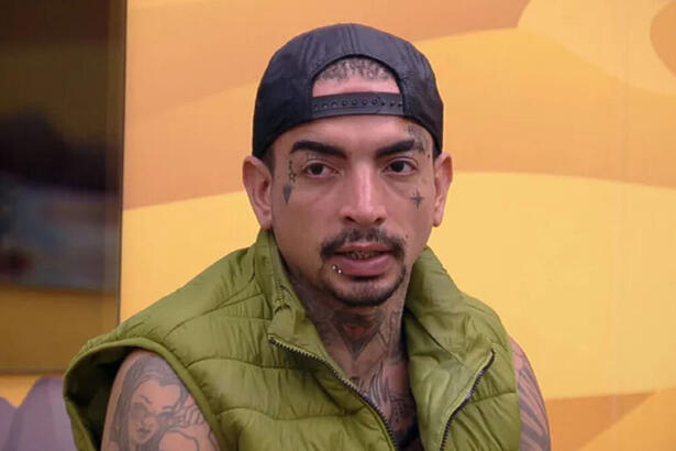 MC Guimê em conversa no quarto deserto do BBB 23