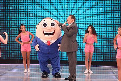 Raul gil terá novo companheiro em seu programa no sbt a partir deste sábado (04/03)