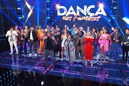 Xurrasco repetiu a coreografia de Lovezinho com participantes da Dança dos Famosos neste domingo (12)