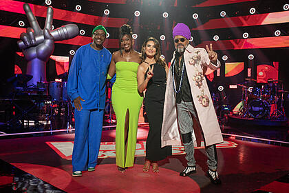 Mumuzinho (Técnico), IZA (Técnica) e Carlinhos Brown(Técnico), com Fátima Bernardes (Apresentadora) no primeiro dia de gravação do The Voice Kids