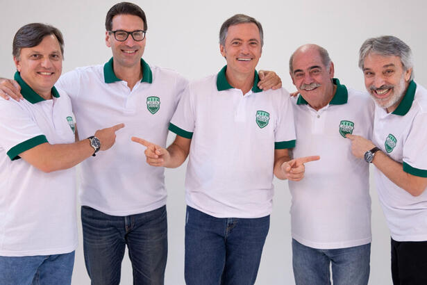 Oscar Ulisses, Vladir Lemos, Arnaldo Ribeiro, Mauro Cezar Pereira e Roberto Rivellino no elenco do Cartão Verde
