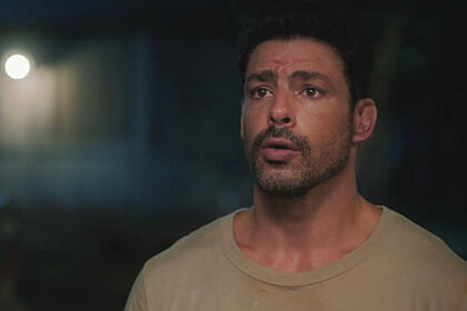 Cauã reymond, como caio, em trecho da novela terra e paixão