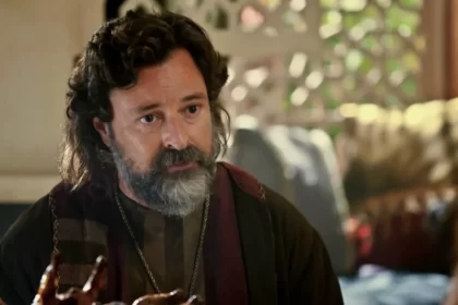 Emilio Orciollo Netto, como Ló, em trecho da novela Gênesis, na Record TV
