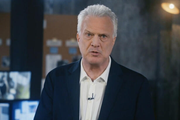 Pedro Bial em trecho do Linha Direta sobre o Caso Henry Borel