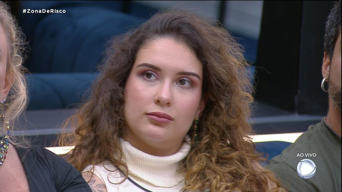 Stephanie na formação da 2ª Zona de Risco do A Grande Conquista
