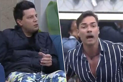 Thiago Servo sentado no sofá discutindo com Bruno Camargo na sala do A Grande Conquista