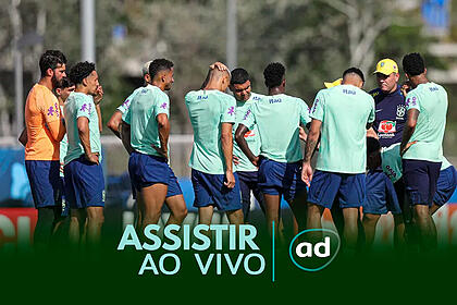 Seleção brasileira treinando para amistoso Brasil x Guiné