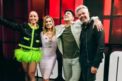 Sabrina Sato, Flávia Alessandra, Marcelo Adnet e Otaviano Costa em gravação de programa do GNT