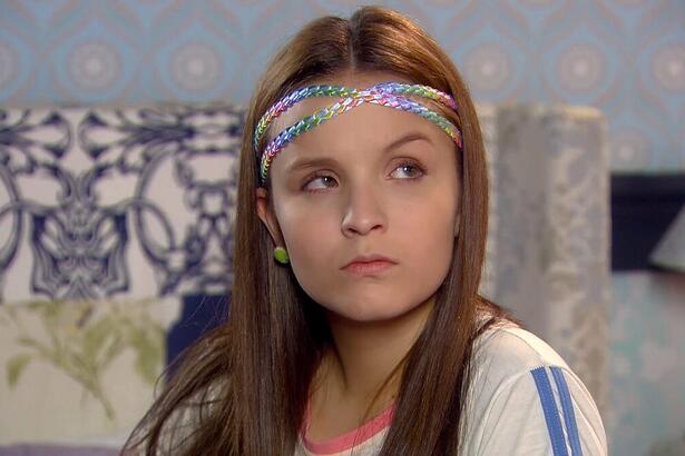 Manoela (Larissa Manoela) em cena da novela Cúmplices de Um Resgate exibida nesta quarta-feira, 21/06/2023