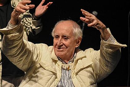 Zé Celso faleceu nesta quinta-feira (06), aos 86 anos