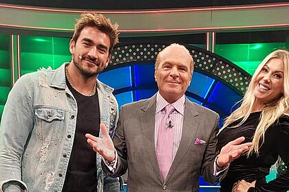 Marcelo de carvalho aponta para gui napolitano e antonela avellaneda nos bastidores do o céu é o limite