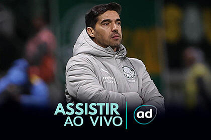 Abel Ferreira na arte onde assistir uma partida do Palmeiras