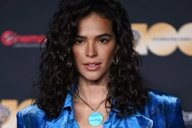 Bruna Marquezine nos bastidores de divulgação do filme Bruna Marquezine