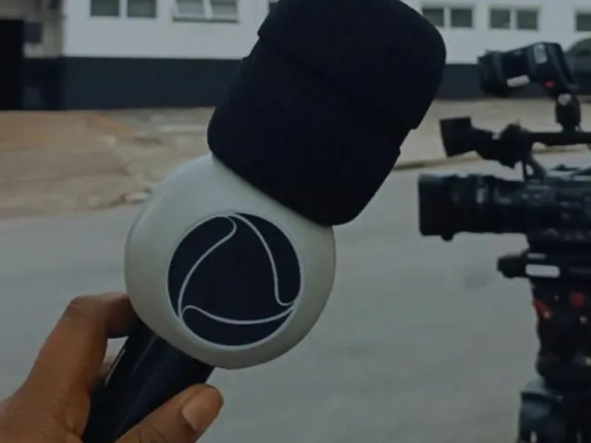 Atual modelo de microfone da Record
