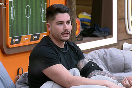 Lucas Souza em trecho de conversa no quarto de A Fazenda 15
