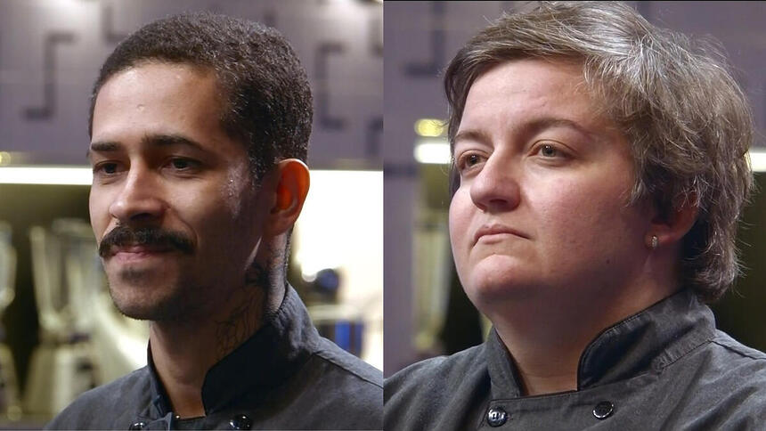 Edu e Jajá com semblantes tristes recebem a decisão dos jurados do Top Chef Brasil 4