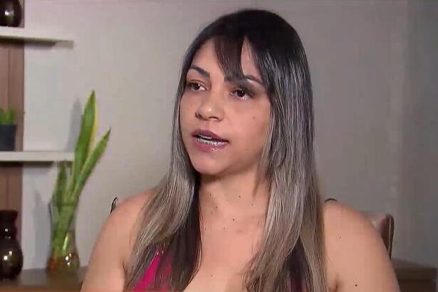 Mãe do sobrinho de João Gomes conversa com a Record no Domingo Espetacular