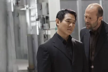 Jet li e jason statham em cena de rogue: o assassino na tela de sucessos