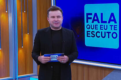 Bispo marcio carotti no novo cenário do fala que eu te escuto